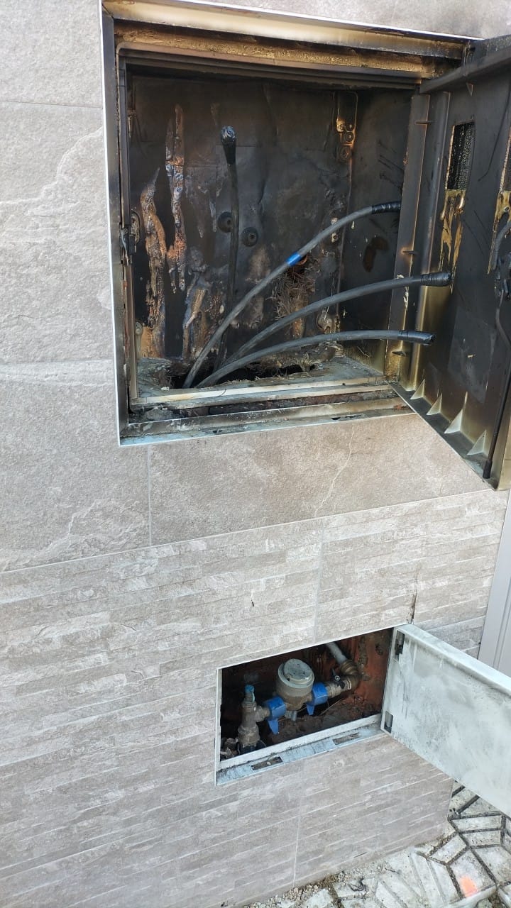 NIKAVIA, ofrecemos instalaciones, mantenimiento y atención de averías eléctricas 24/7 en Sevilla y alrededores.